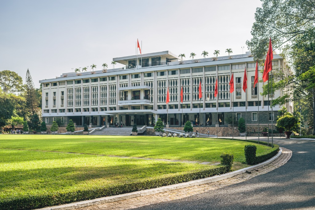 Antierly campus grounds